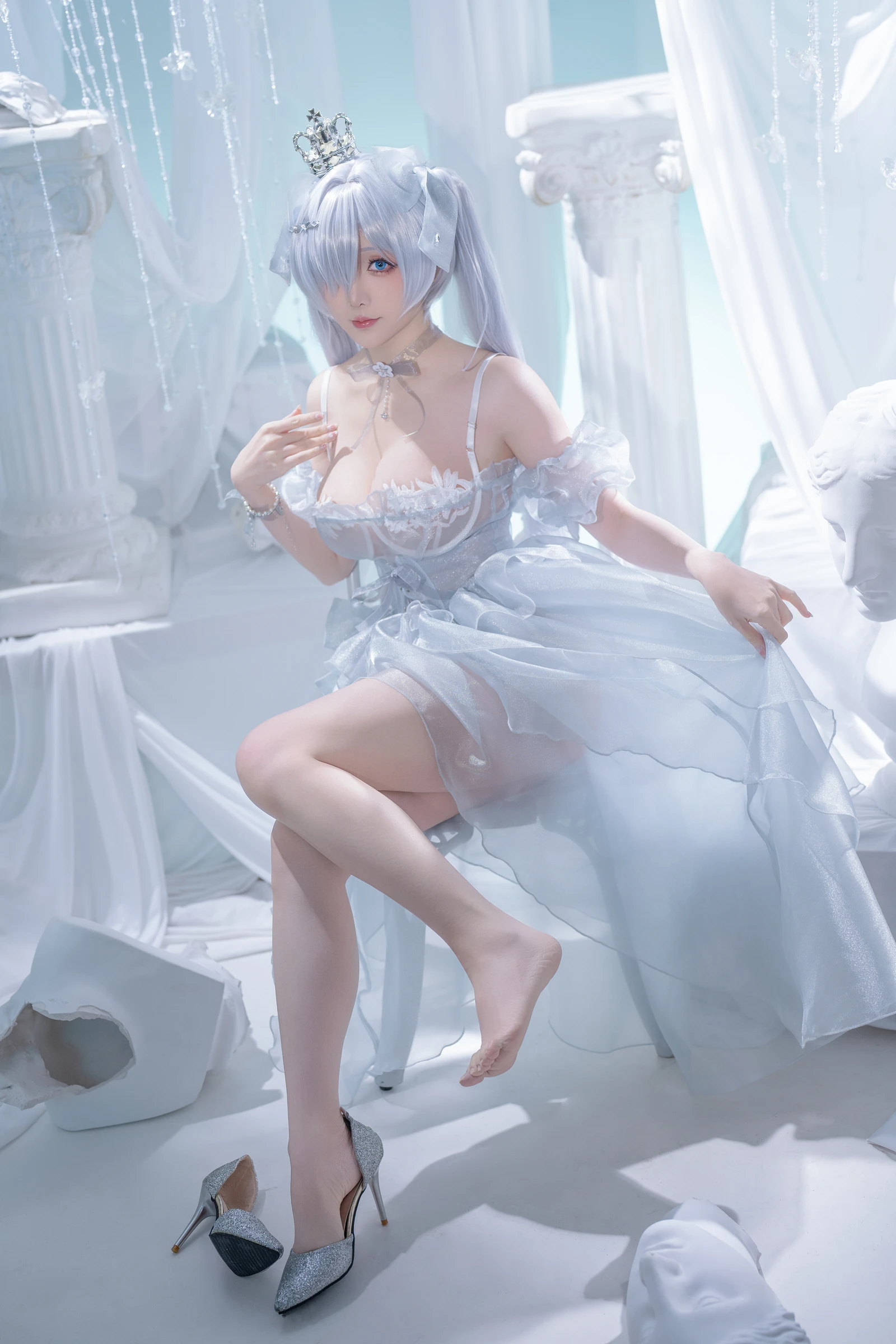 Coser小姐姐星之迟迟---NIKKE-灰姑娘-[37P-169MB]-4.webp